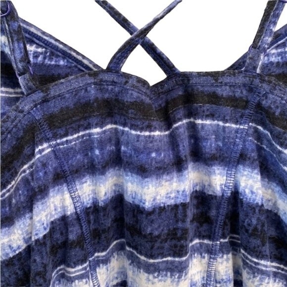 Athleta Urban Explorer Strappy Tie Dye Yoga Workout Tank Shelf Bra Activewear - Picture 5 of 13